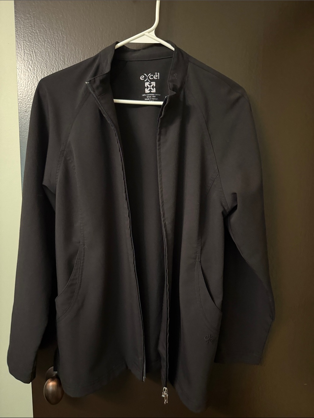 Black Women’s Lightweight Zip Jacket